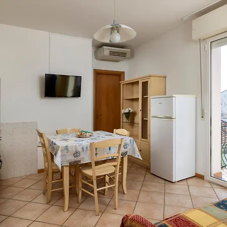 Tre Trilo&suites شقة فندقية 2*