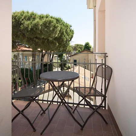 Tre Trilo&suites 2* ريميني
